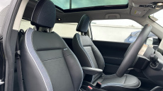 MINI Cooper 135kW E Classic 41kWh 3dr Auto Electric Hatchback